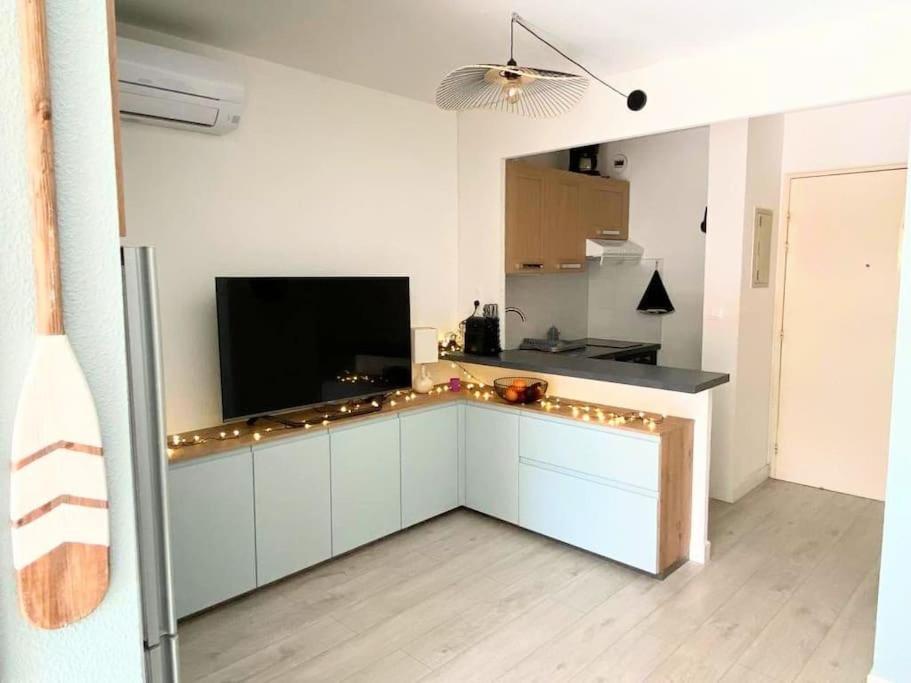 Le Murmure Du Palmier * Mer A 2 Min * Parking Prive * Terrasse Ла-Гранд-Мот Экстерьер фото