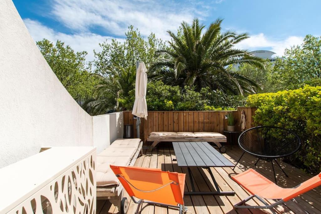 Le Murmure Du Palmier * Mer A 2 Min * Parking Prive * Terrasse Ла-Гранд-Мот Экстерьер фото